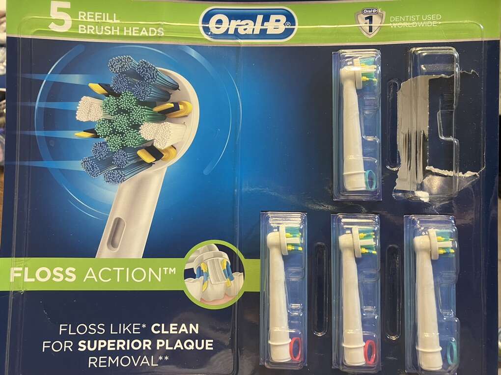 Oral B —Refill Brush Heads (4)