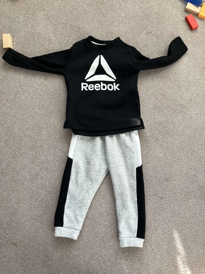 Baby/Toddler Reebok Outfit Size 24 Months