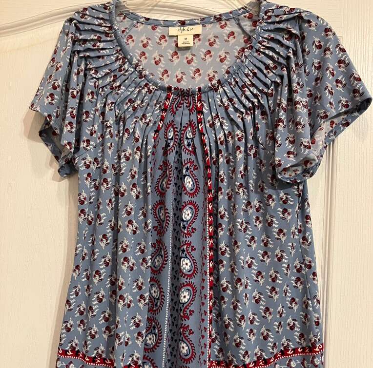 Style&Co Pleated Blue Shirt/Blouse Size M