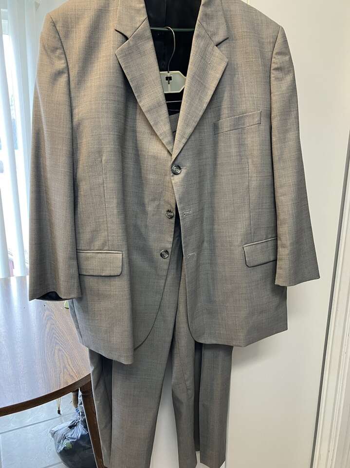Men’s suit PS 46/48