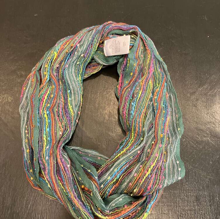 Tael Wrap Scarf With Pattern Polka Dots