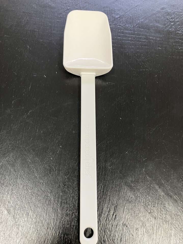 Pampered Chef Large Mix ‘n Scraper