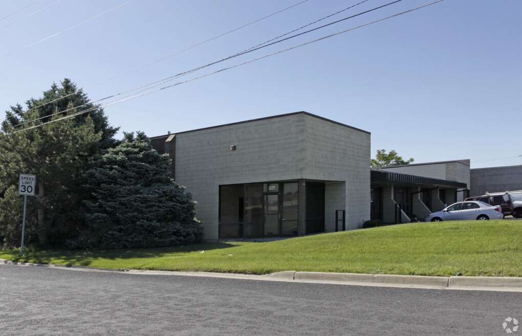 2-1,500 SF Warehouse Units-Lease In West Valleyne