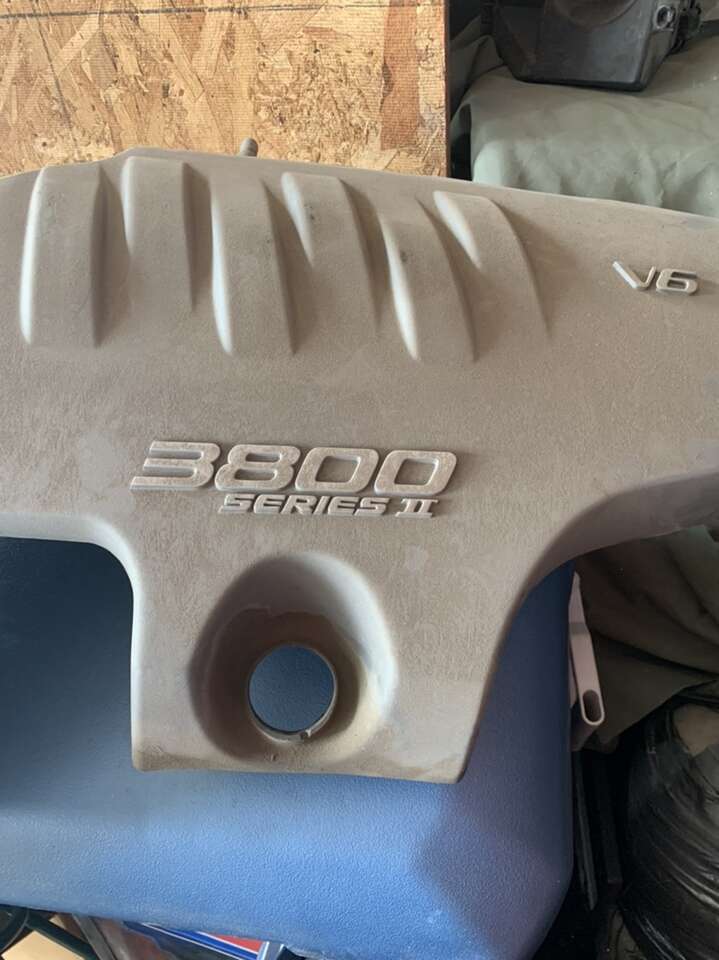 1999 Grand Prix Engine Cover