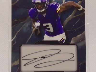 Jordan Addison Rookie Auto #'d 1/2 Vikings
