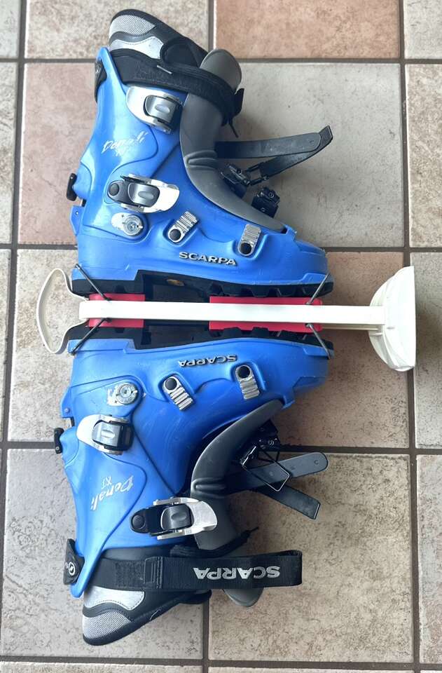 Scarpa Denali XT Mens Sz 9 Touring Ski Boots'