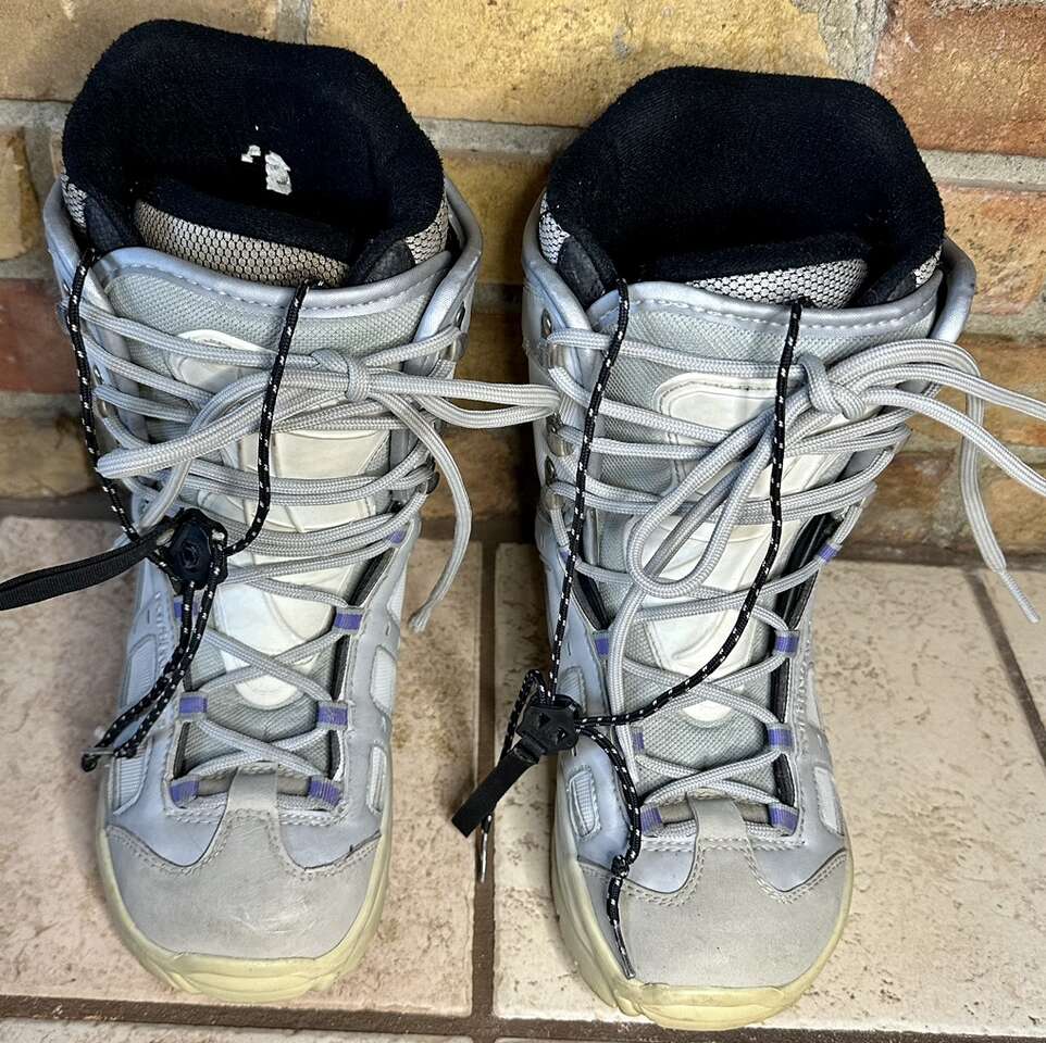 Northwave Women Size 7.5 Snowboard Boots