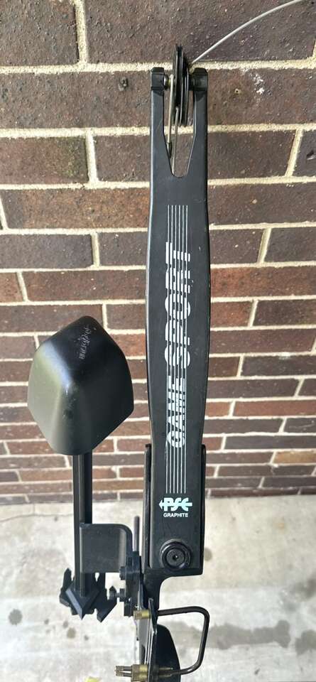 Game Sport Cobra Compound Bow