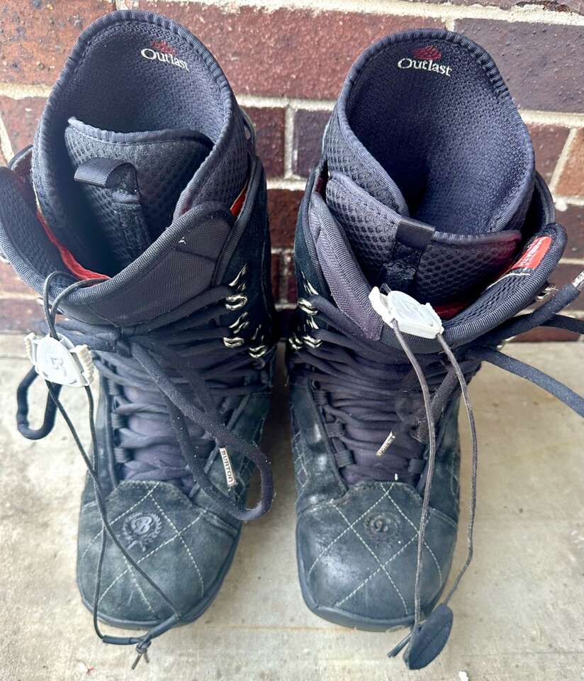 Burton Sabbath Mens Size 9 Snowboard Boots