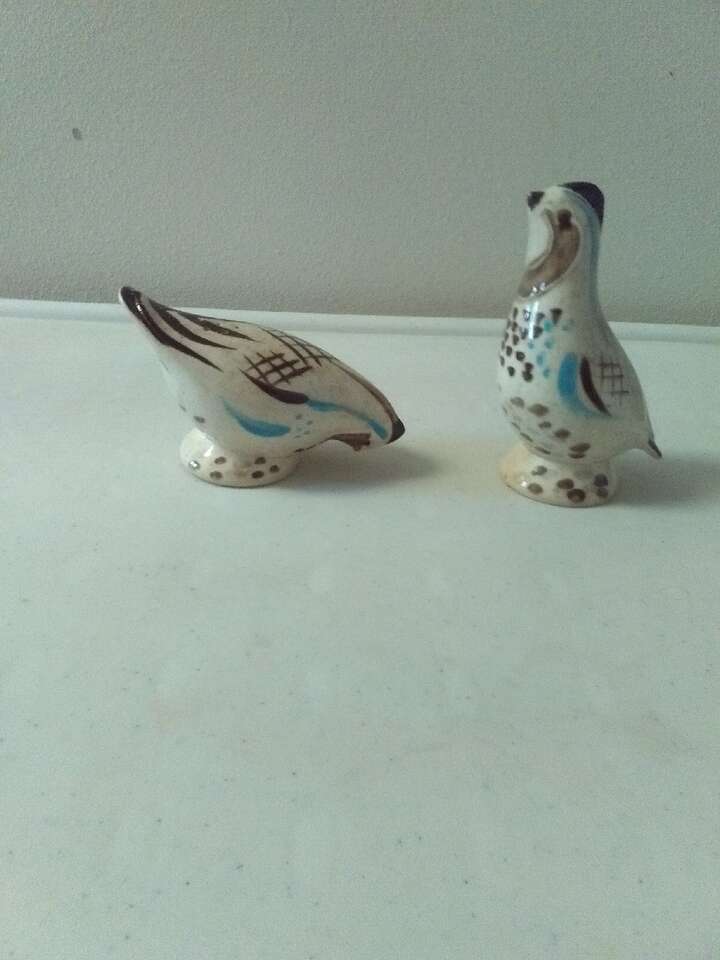 SALT & PEPPER SHAKERS