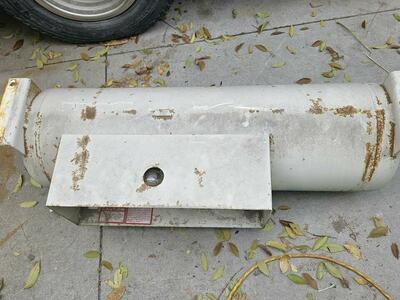 Horizontal propane tank 18 Gallon