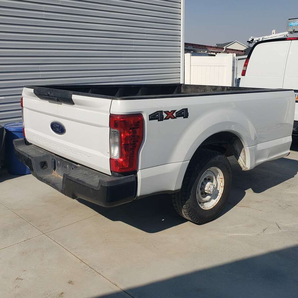 Truck Bed Yard Trail… Auto Parts and Accessories