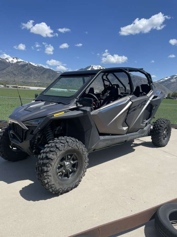 2021 Polaris Pro Xp 4 Ultimate