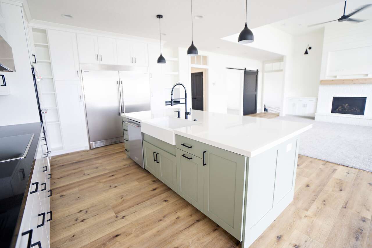 In search of Kitchen Remodeler?