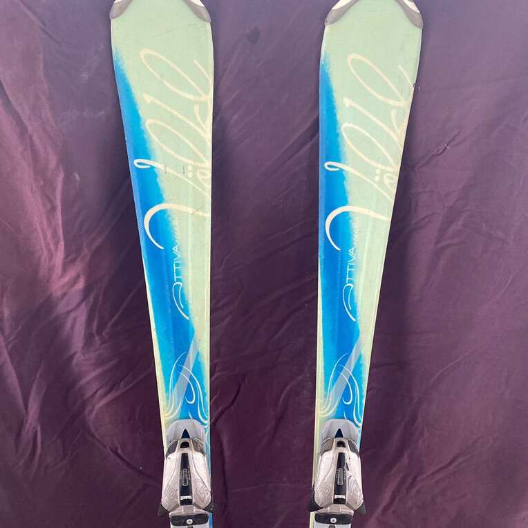 Volkl 142cm Attiva Skis Winter Sports