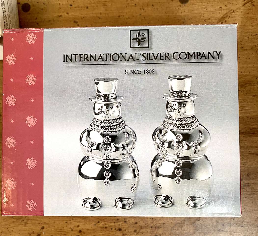 BRAND NEW - International Silver Company Snowmen Salt and Pepper Set -In Original Packing - C PICS
