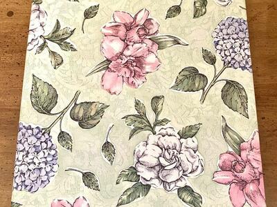 NEW - Stampin Up! Expandable Floral Photo Album - Included 20 Double Sided Photo Sleeves - C PIX