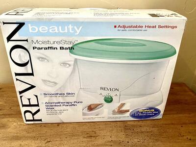 NEW - Revlon Beauty Moisture Stay Paraffin Bath w/ 3# of Wax - Deluxe Adjustable Temperature- C PIXS