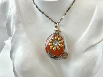 NEW - Gorgeous layered Pendant with Bonze Accents and Chain - A Truly Unique Piece - See Photos.