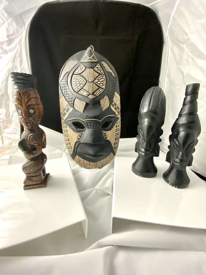 Like New - Genuine Hand Carved Wood from Fiji - Ebony Wood Couple - LG MASK - Moana Wood - C PIX