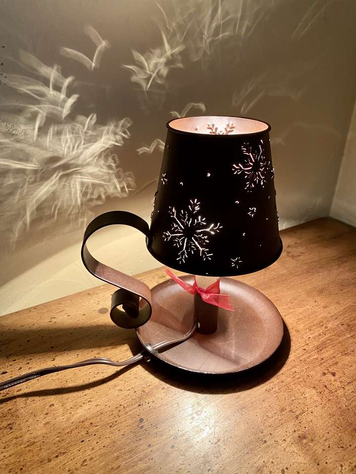 Vintage Electric Rusted Metal Snowflake Lantern - Nearly 8 Inches Tall - Toggle Switch - Cabin Winter Decor - C Photos.