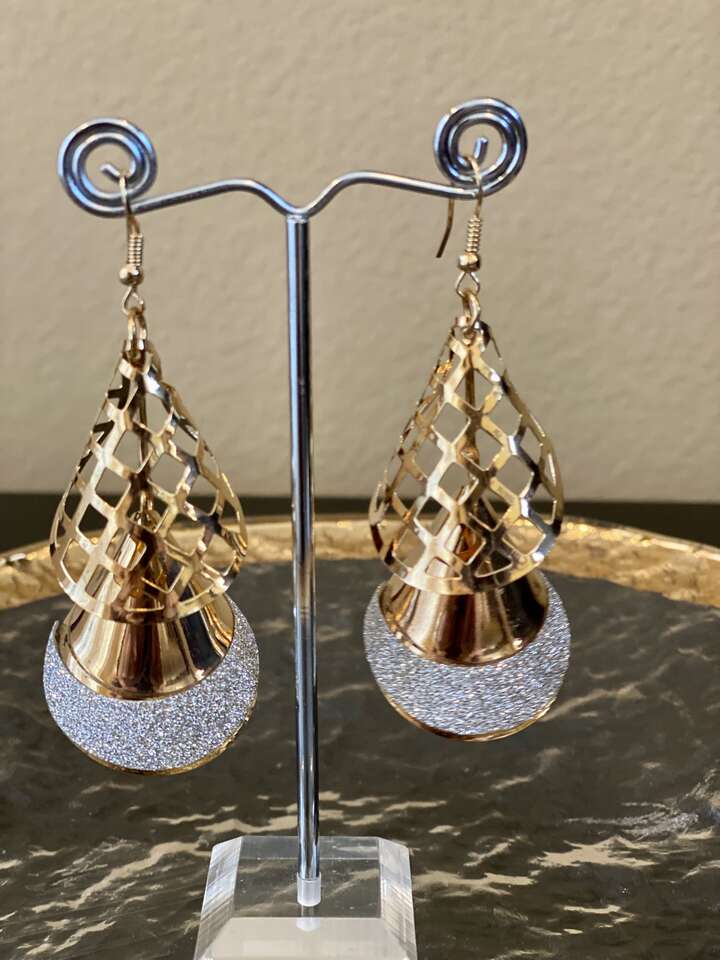 NEW Beautiful Gold Filagree w/ Silver Glitz Dangle Earrings - These are truly special- C ALL PICS