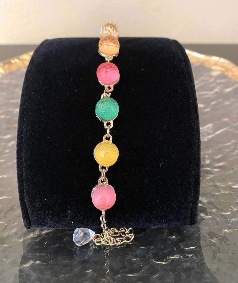 NEW - Gorgeous Colorful Bracelet - Each Bead Is Faceted and Catches Light - Adjustable- C ALL PICS