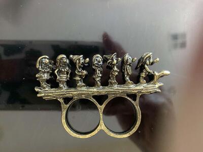 NEW - RARE Disney 7 Dwarfs Two Finger Ring In Bronze - Sells Elsewhere For $39 - C PIXS