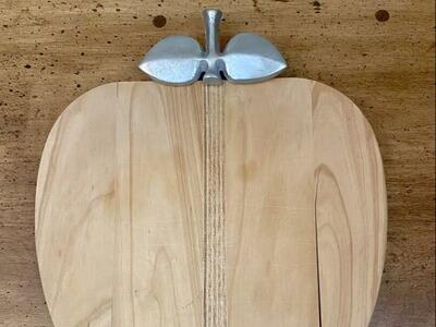 Vintage Apple Cutting Board w/ An Awesome Pewter Leaf Handle - Display or Use -C PICS