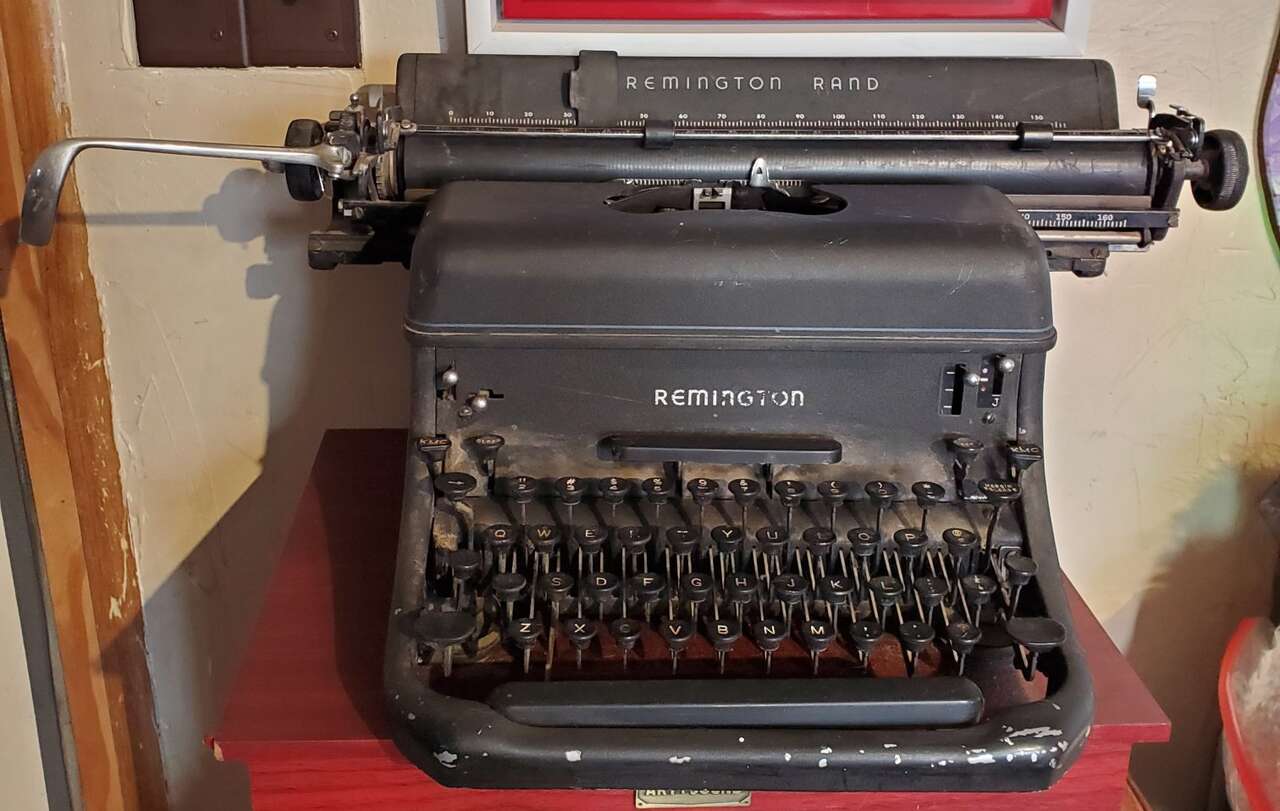Vintage Antique Remington Rand Typewriter