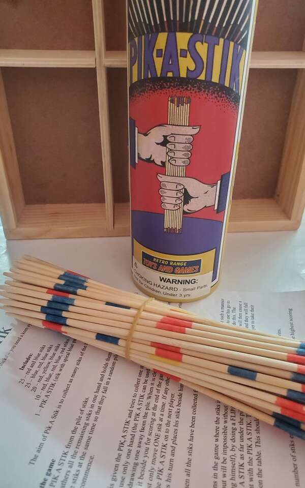 Pik-A-Stik pick up sticks game retro toy new