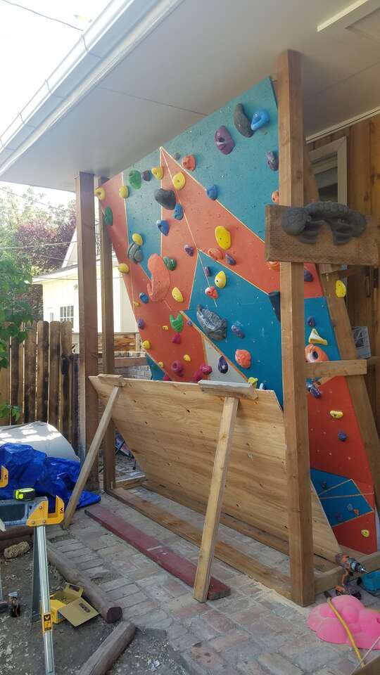 Boulder climbing wall - outdoor.
