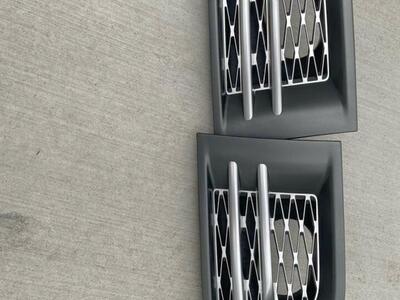 Range Rover Sport Side Grills