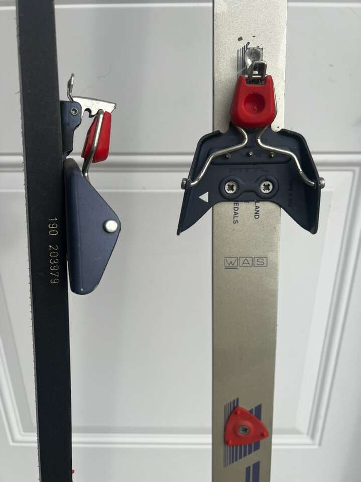 Jarvinen 190cm XC skis