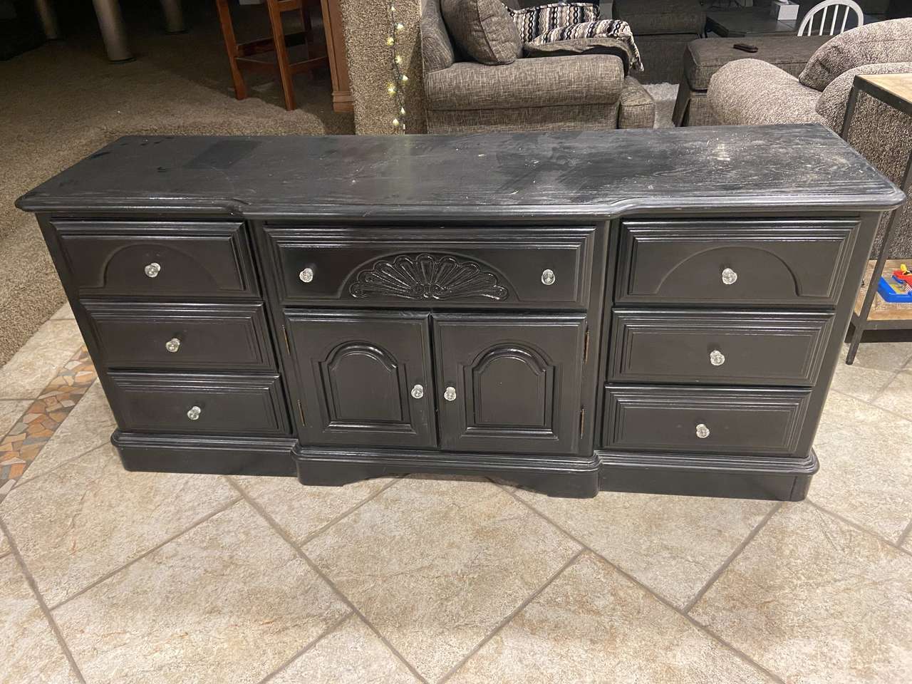 Dresser & 2 Nightstands Furniture