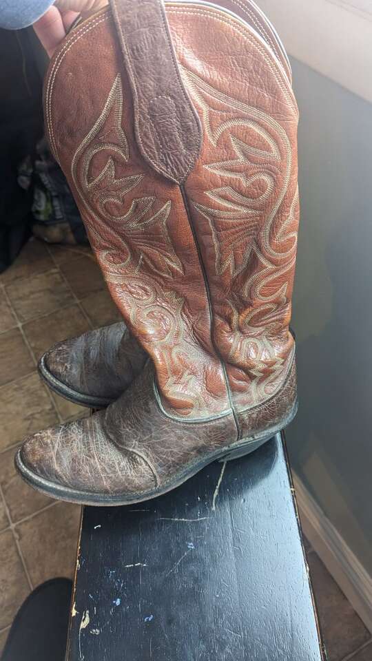 Olathe cowboy boots 10d