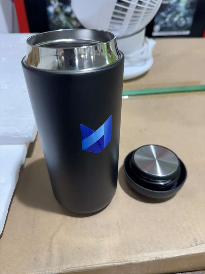 Traveler 20 Ounce Mug (5)