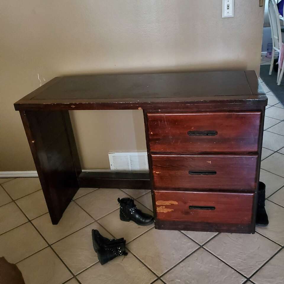 Free Desk FREE