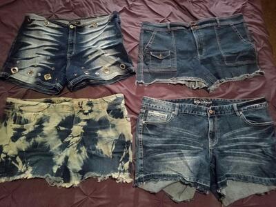 4 pair jean shorts plus 22w New photos