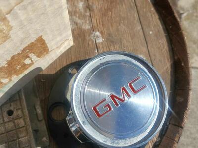 NOS gmc center caps set of 4