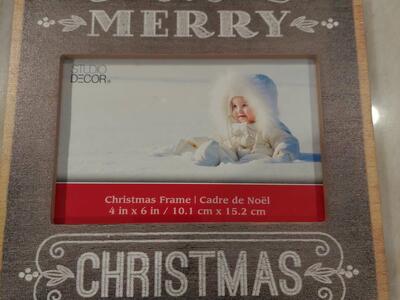 Christmas Photo Frames -- new--GIFT IDEA