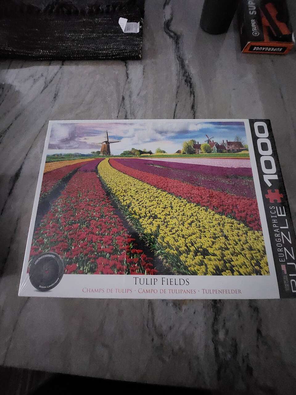 New - 1000 piece puzzle - Tulip Fields