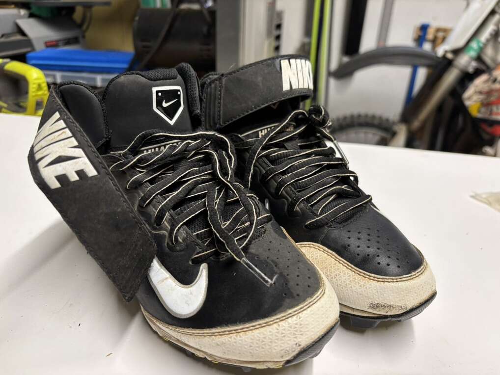 Nike Baseball Cleats Size 4Y
