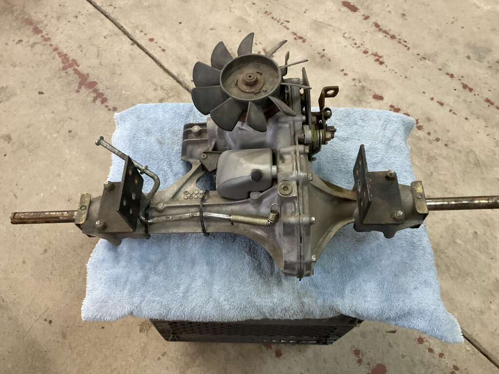 Husgvarna AYP Hydro-Gear Hydro Drive Transaxle 310