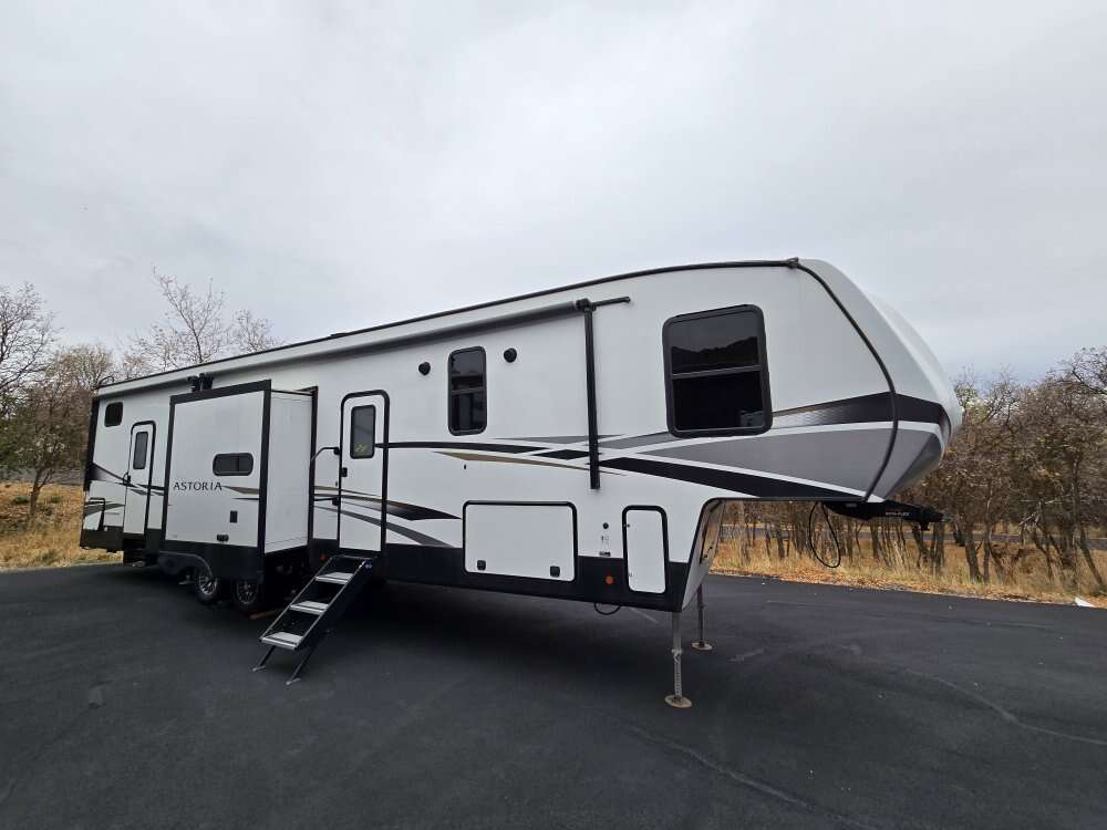 2022 Dutchman Astoria Platinum