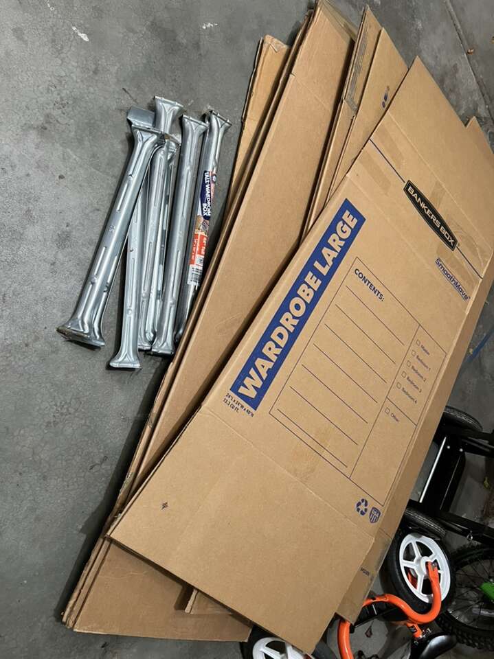 7 Large Wardrobe Moving Boxes Free Cr… Furniture