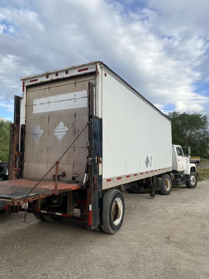 Lift Gate Storage Semi Trailer 28ft Like Container