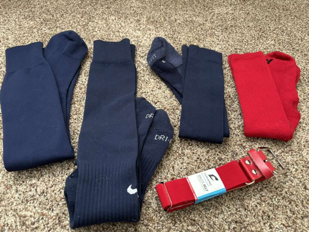 BASEBALL SOCKS 4 Pairs AND NEW BELT