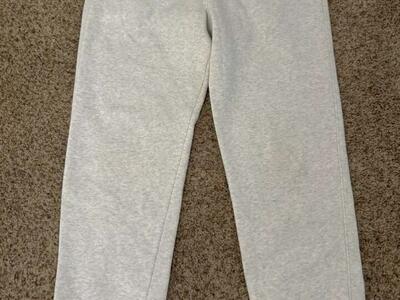 MENS HOLLISTER SWEATPANTS- SIZE M