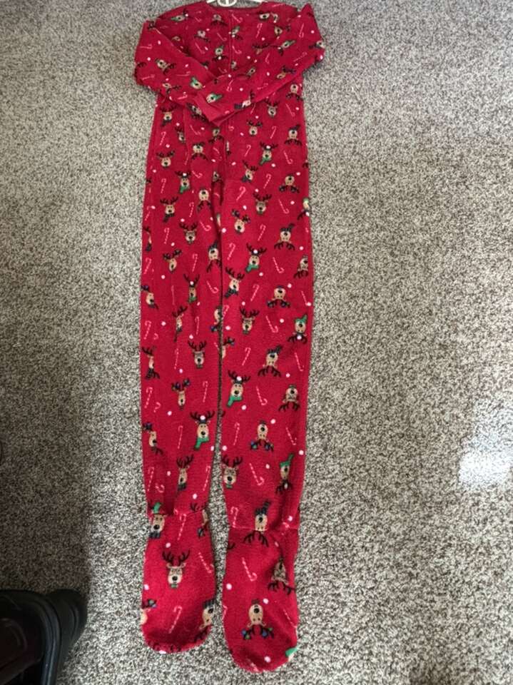 KIDS CHRISTMAS FOOTED JAMMIES- SIZE 14/16